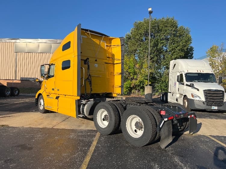 2022 Volvo VNL 760 — photo 5