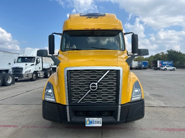 2022 Volvo VNL 760 — photo 2