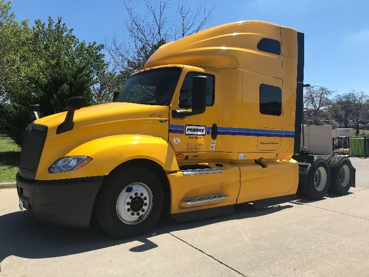 2022 International LT