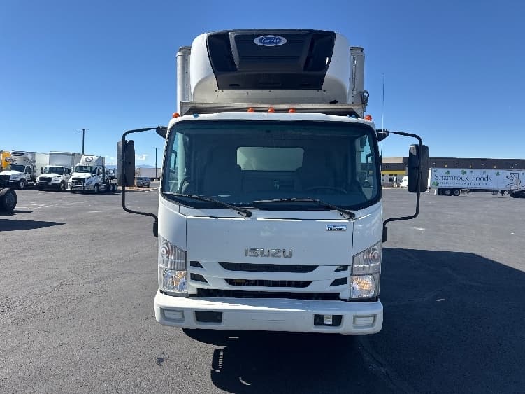 2021 Isuzu NRR — photo 2