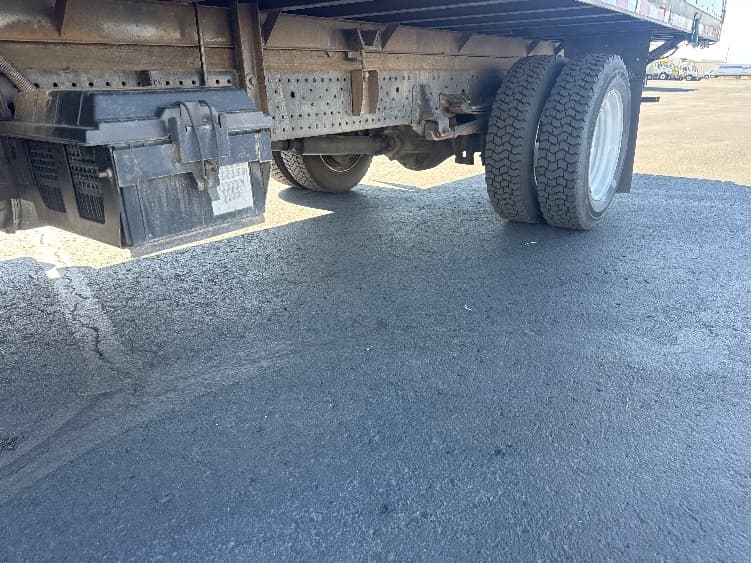 2021 Isuzu NRR — photo 5