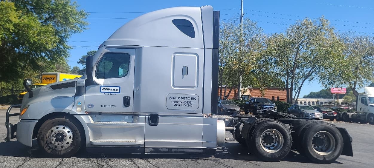 2021 Freightliner Cascadia — photo 4