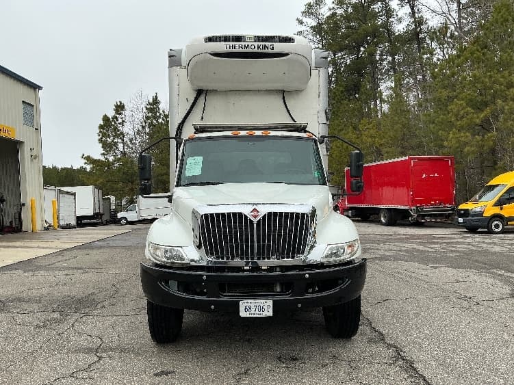 2021 International MV — photo 2