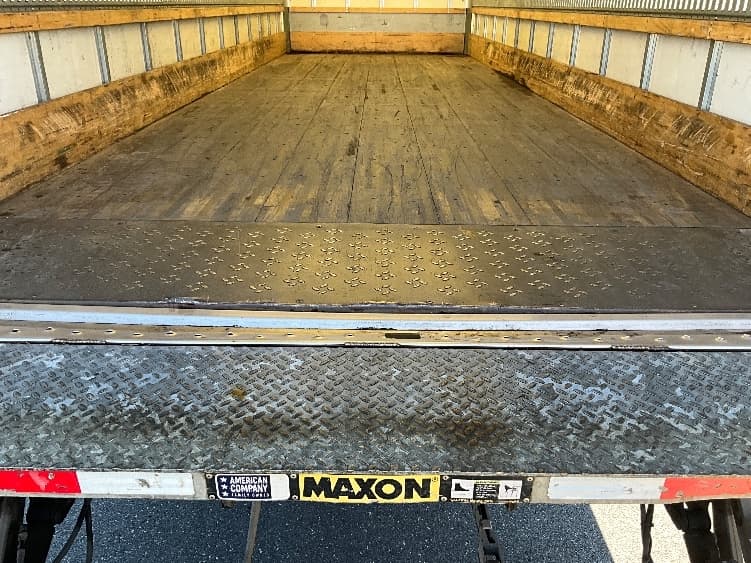 2022 Freightliner M2 106 — photo 10