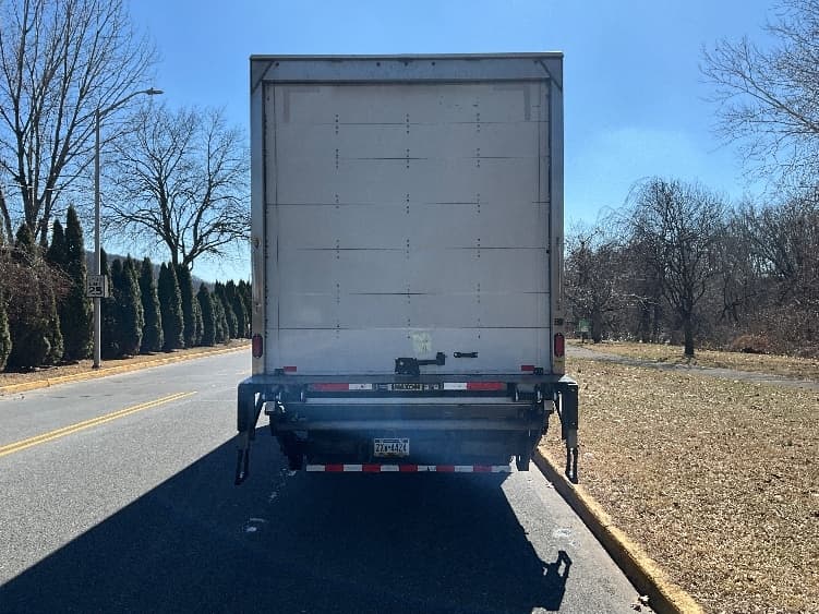 2022 Freightliner M2 106 — photo 7