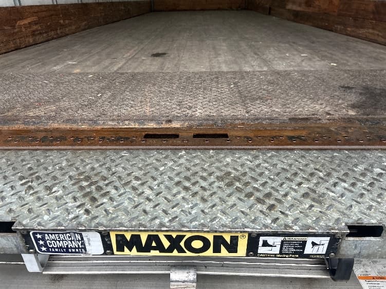 2022 Freightliner M2 106 — photo 10