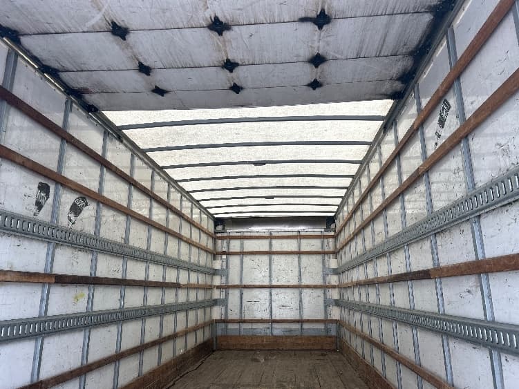 2022 Freightliner M2 106 — photo 10