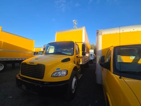 2022 Freightliner M2 106