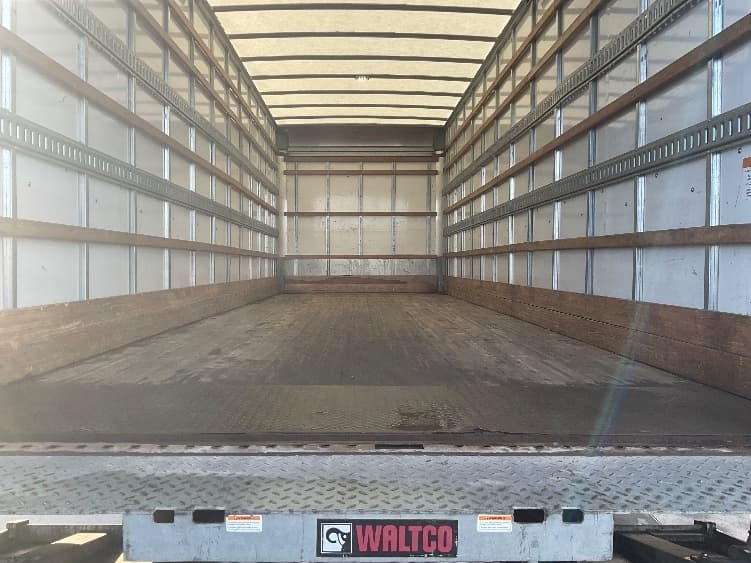 2022 Freightliner M2 106 — photo 10