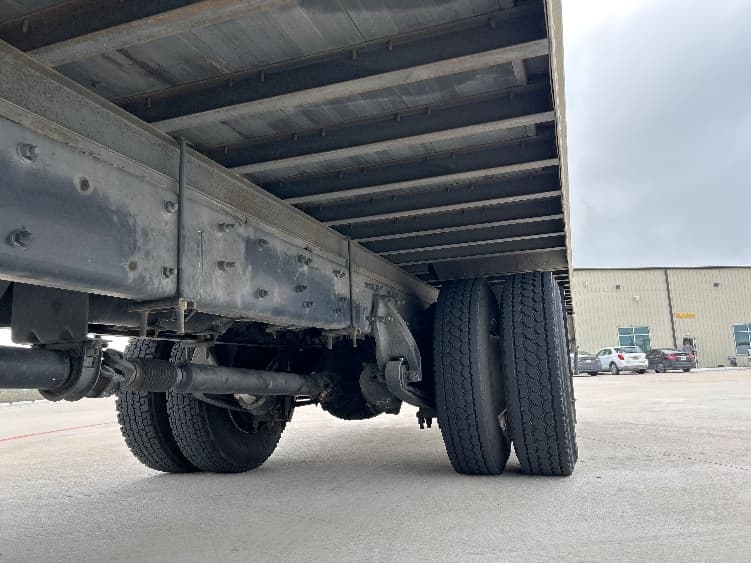 2022 Freightliner M2 106 — photo 5