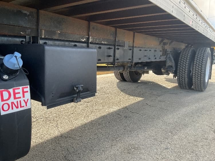 2022 Freightliner M2 106 — photo 5