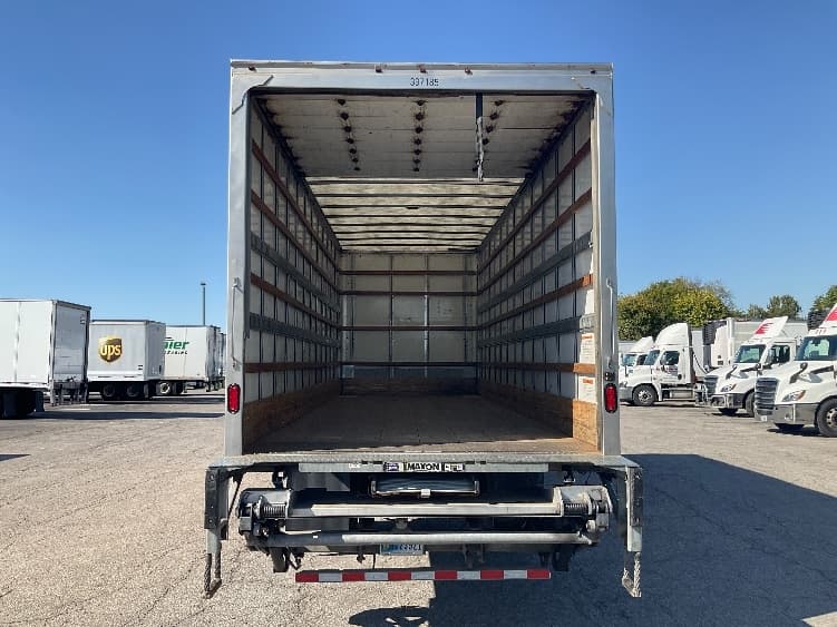 2022 Freightliner M2 106 — photo 8