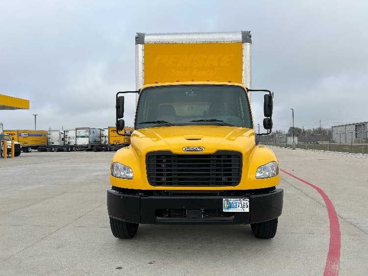 2022 Freightliner M2 106 — photo 2