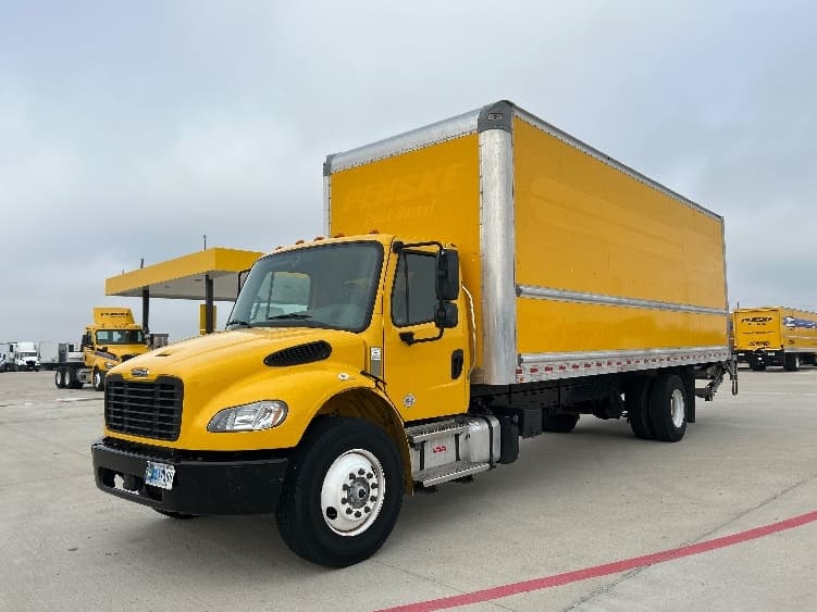 2022 Freightliner M2 106 — photo 3