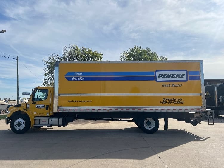 2022 Freightliner M2 106 — photo 4