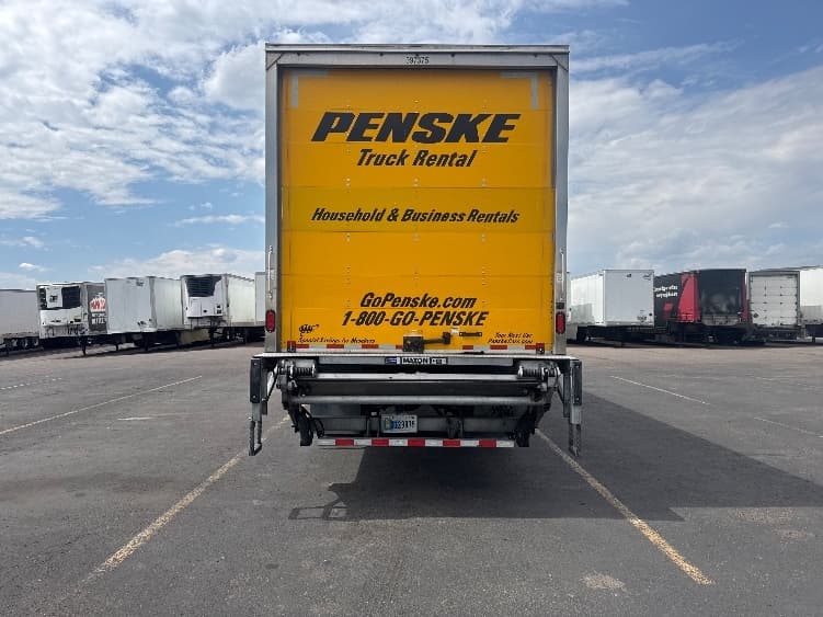 2022 Freightliner M2 106 — photo 7