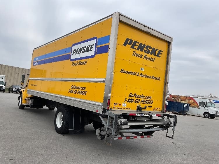 2022 Freightliner M2 106 — photo 6