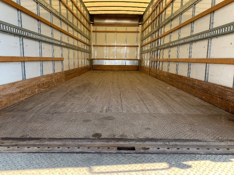 2022 Freightliner M2 106 — photo 10