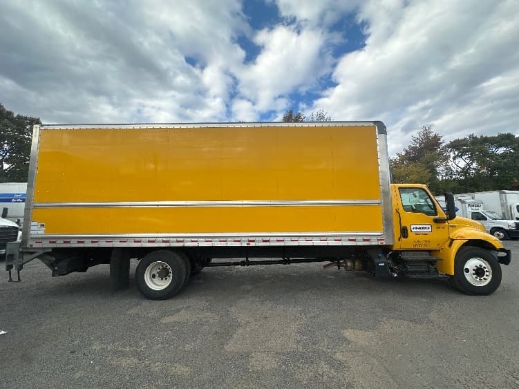 2022 International MV — photo 4