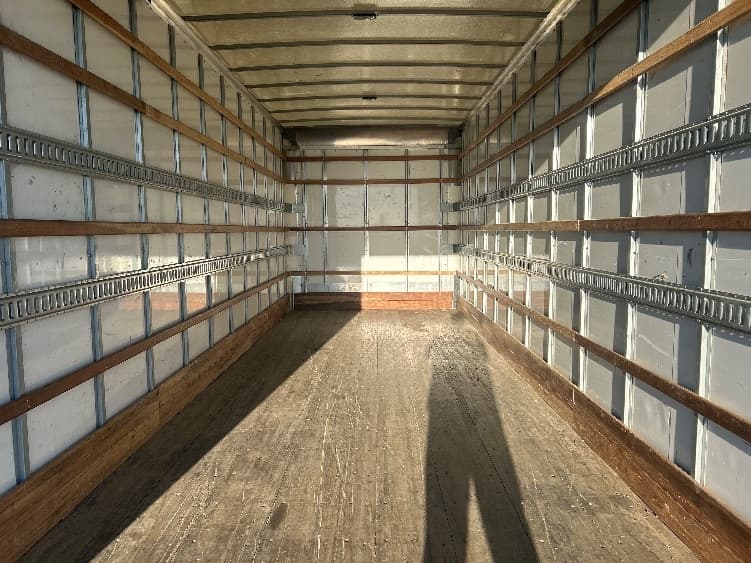 2022 International MV — photo 8