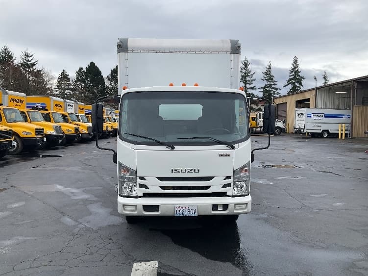 2021 Isuzu NPR — photo 2