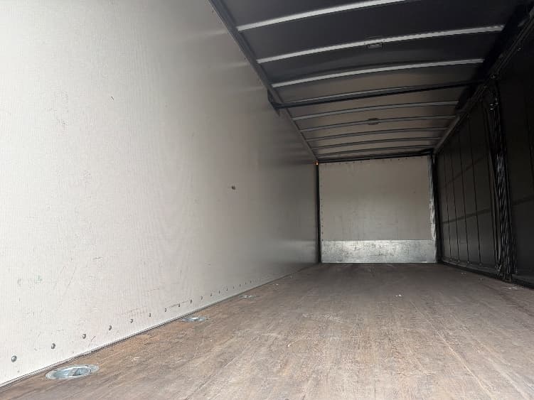 2022 Freightliner M2 106 — photo 10