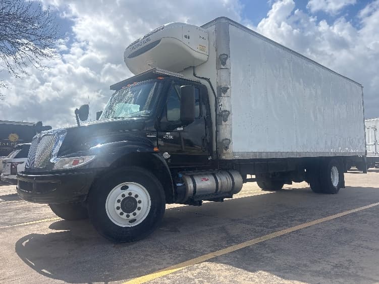 2022 International MV — photo 3