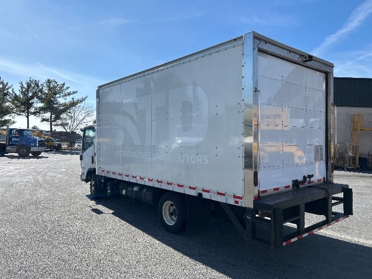 2021 Isuzu NPR — photo 6