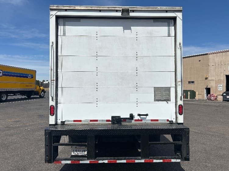 2022 Isuzu NPR — photo 7