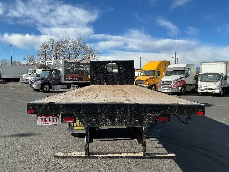 2022 Freightliner M2 106 — photo 7