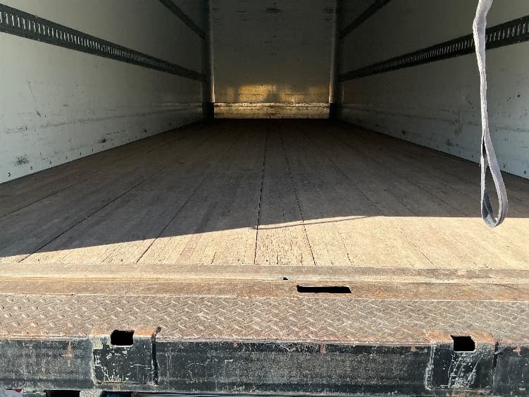 2022 Freightliner M2 106 — photo 10