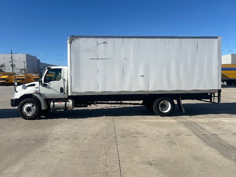 2022 International MV — photo 4