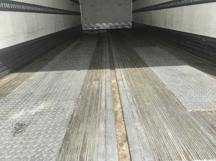 2018 Freightliner M2 106 — photo 9