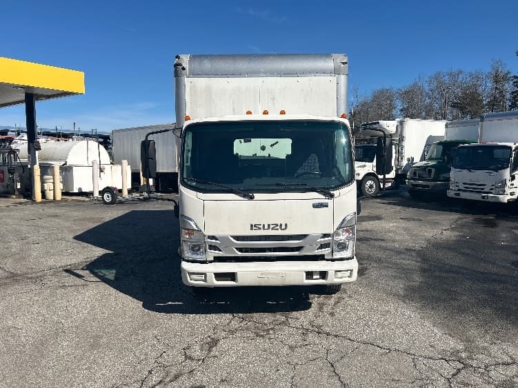 2022 Isuzu NRR — photo 2