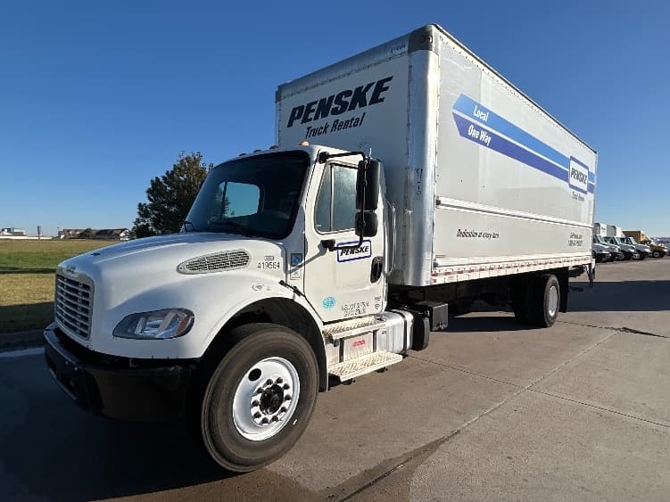 2022 Freightliner M2 106 — photo 3