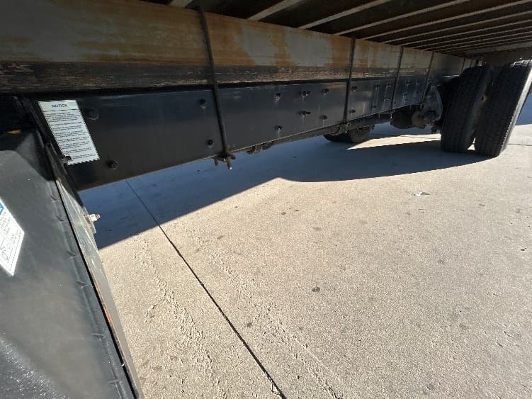 2022 Freightliner M2 106 — photo 5