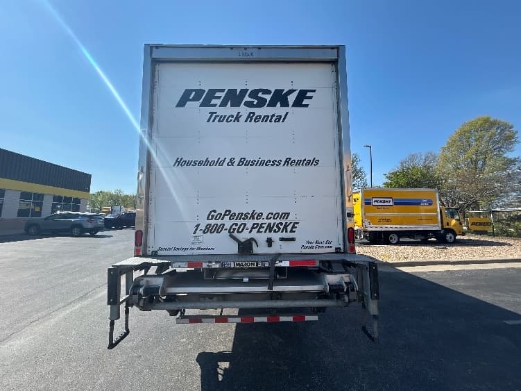 2022 Freightliner M2 106 — photo 7