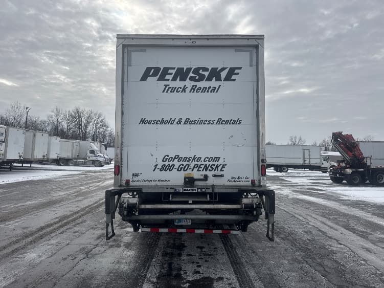 2022 Freightliner M2 106 — photo 7