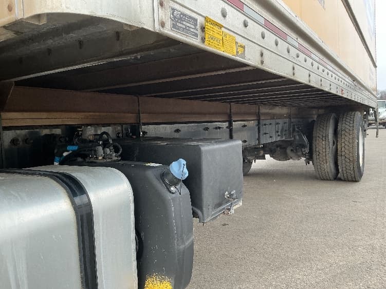 2022 Freightliner M2 106 — photo 5