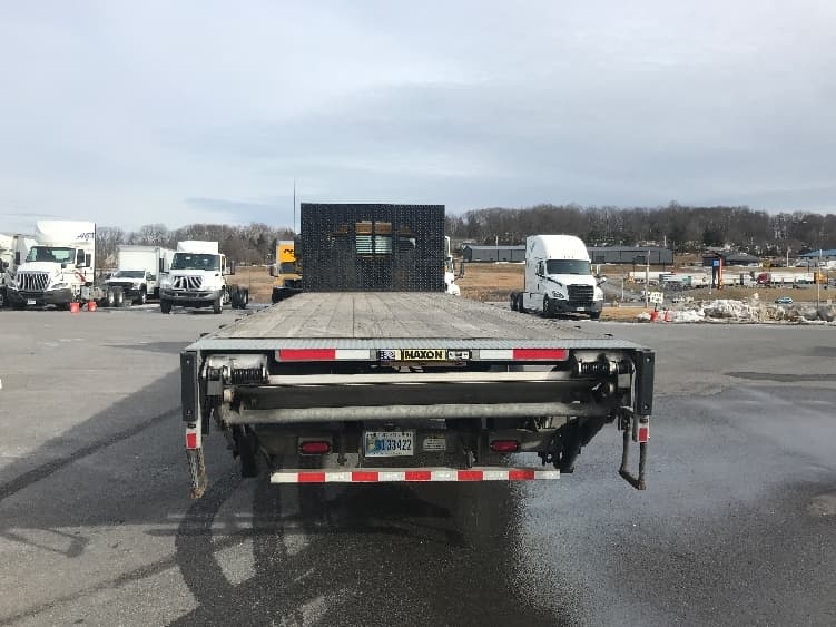 2022 Freightliner M2 106 — photo 7