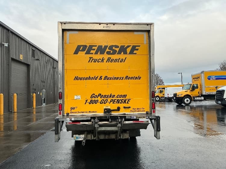 2022 Isuzu NPR — photo 7