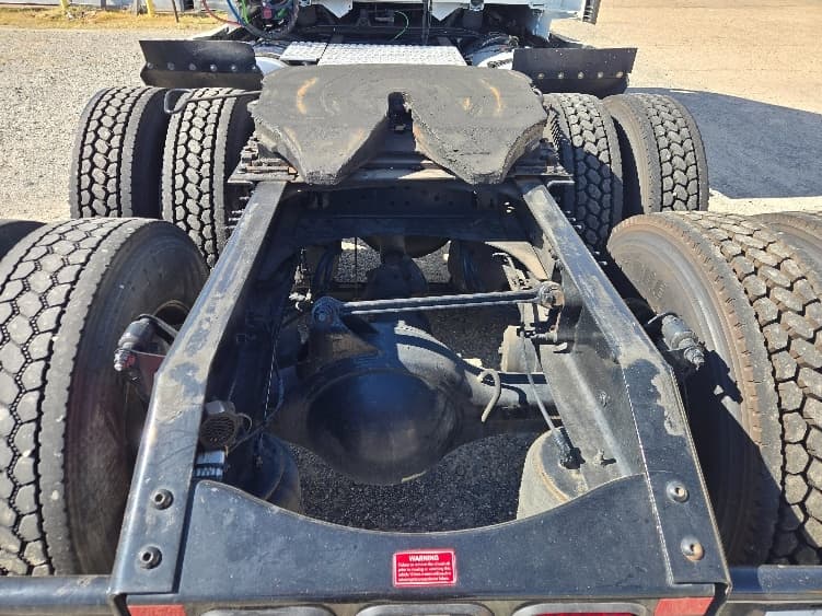 2022 Volvo VNL 760 — photo 6