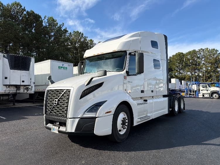 2022 Volvo VNL 760 — photo 3