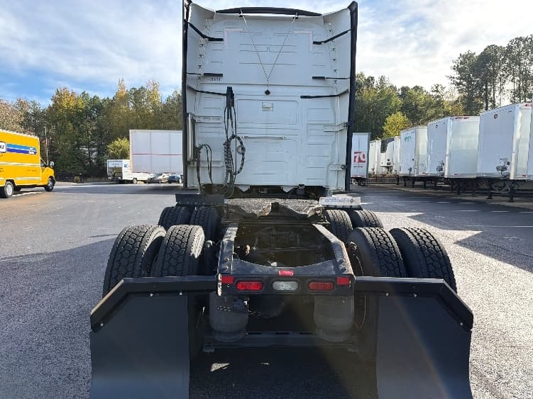 2022 Volvo VNL 760 — photo 6