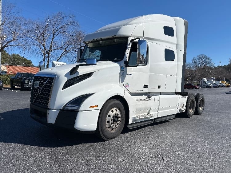 2022 Volvo VNL 760 — photo 3