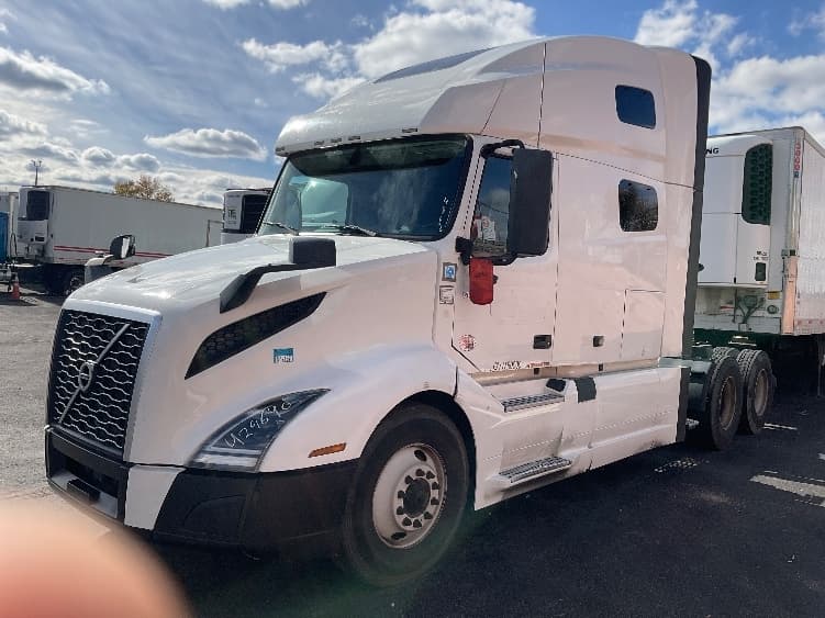 2022 Volvo VNL 760 — photo 3