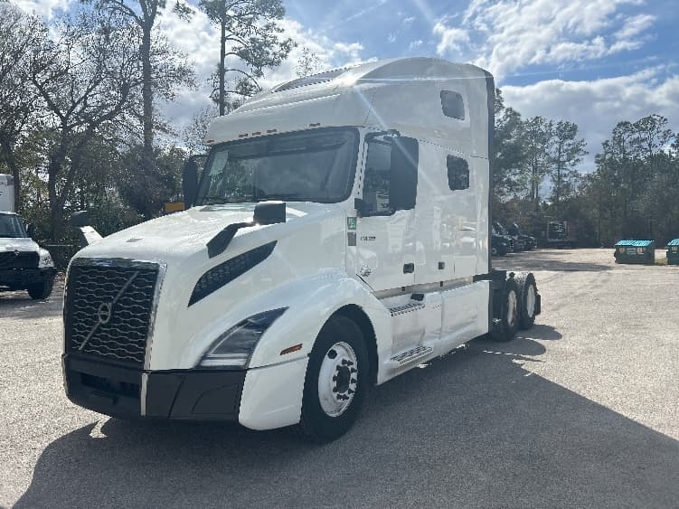 2022 Volvo VNL 760 — photo 3