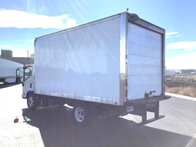 2022 Isuzu — photo 6