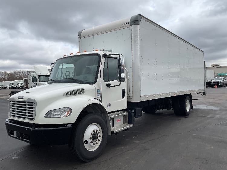 2022 Freightliner M2 106 — photo 3