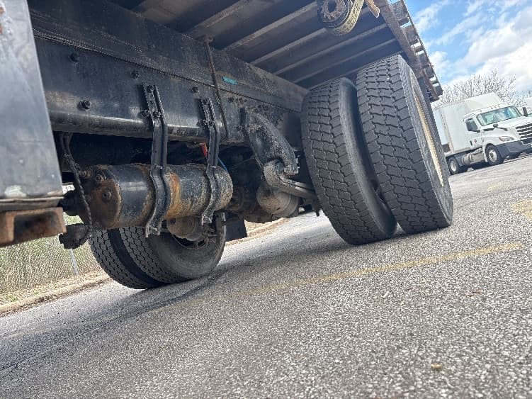 2022 Freightliner M2 106 — photo 5